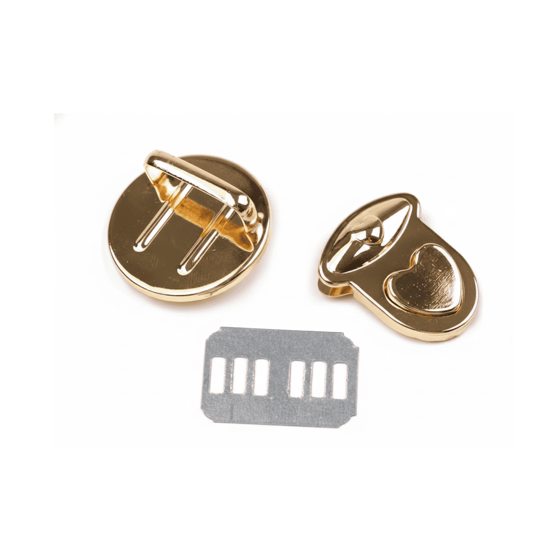 Fecho para Bolsas em Formato de Coração 30x32 mm