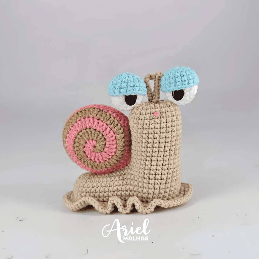 Amigurumi soft veludo 3668 vinho circulo 65g 150m - Ariel Malhas | Universo do Artesão