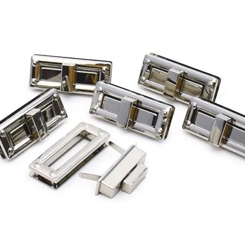 Fecho de Metal 2 unidades 52x22mm Círculo - Ariel Malhas | Universo do Artesão